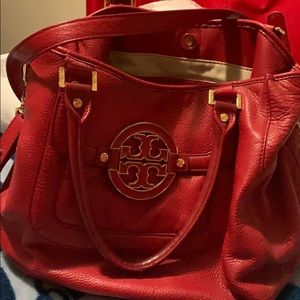 In good condition Tory burch bag